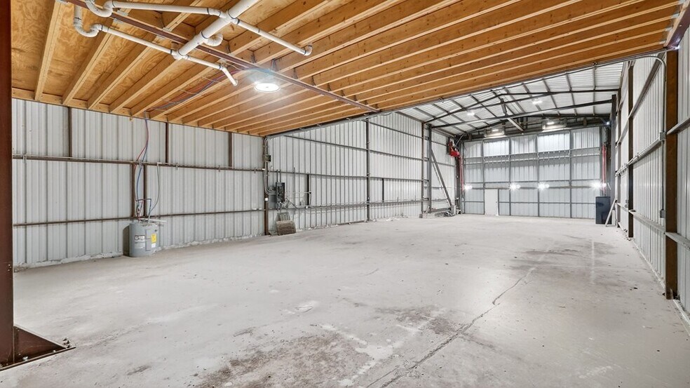 More Photos Of 12200 W Interstate 20, Odessa Warehouse For Sale