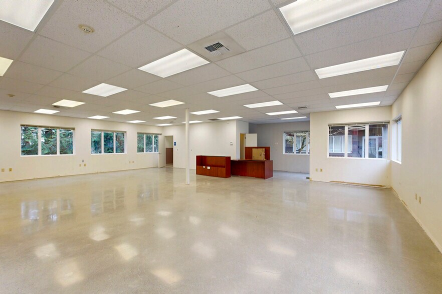 More Photos Of 1770 Barnes Blvd SW, Tumwater Office For Sale