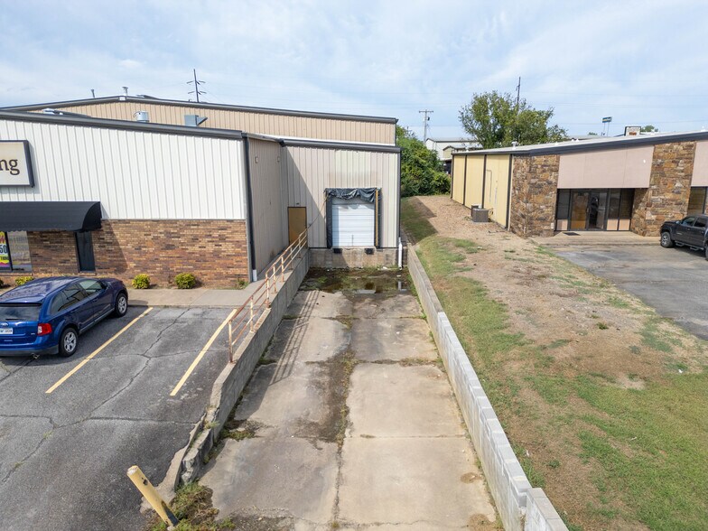 More Photos Of 2801 McKinley Ave, Fort Smith Warehouse For Lease