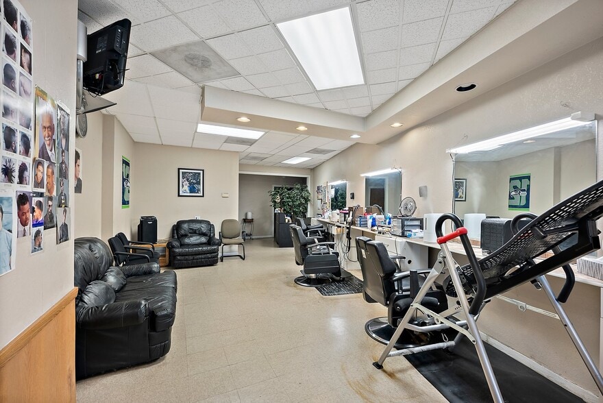 More Photos Of 10202 149th St E, Puyallup Office Residential For Sale