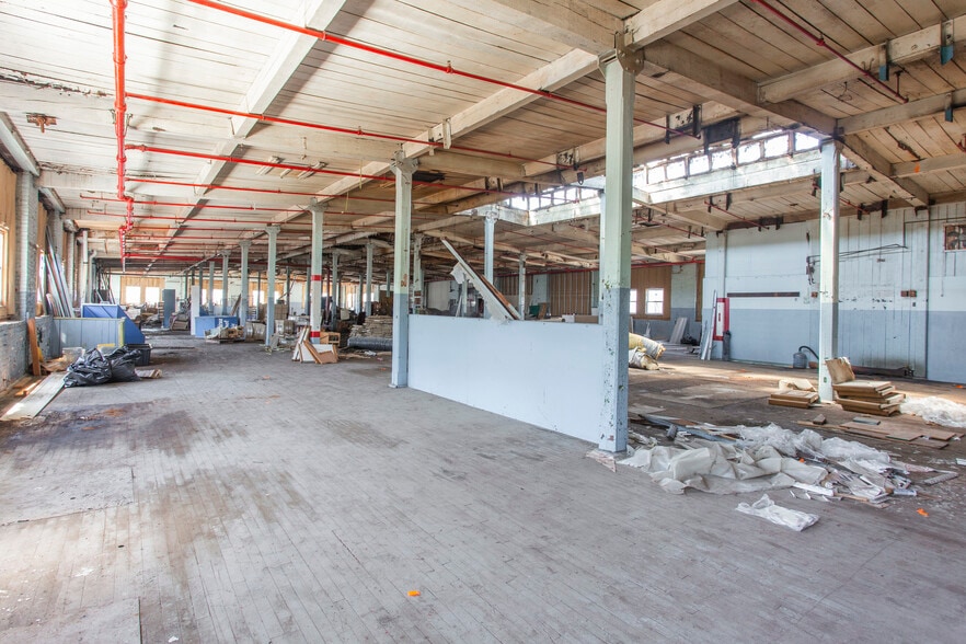 More Photos Of 2300 W 4th St, Chester Light Distribution For Lease