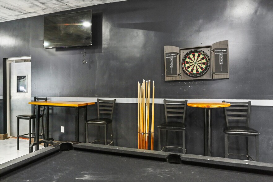 More Photos Of 734 Cantrell Dr, San Antonio Restaurant For Sale