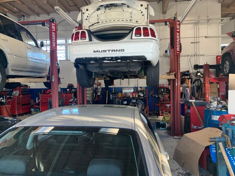 More Photos Of 550 San Pablo Ave, Pinole Auto Repair For Sale