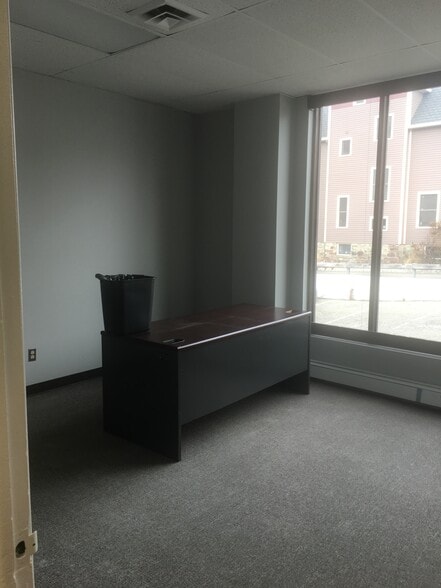 More Photos Of 546 Valley Rd, Upper Montclair Medical For Lease