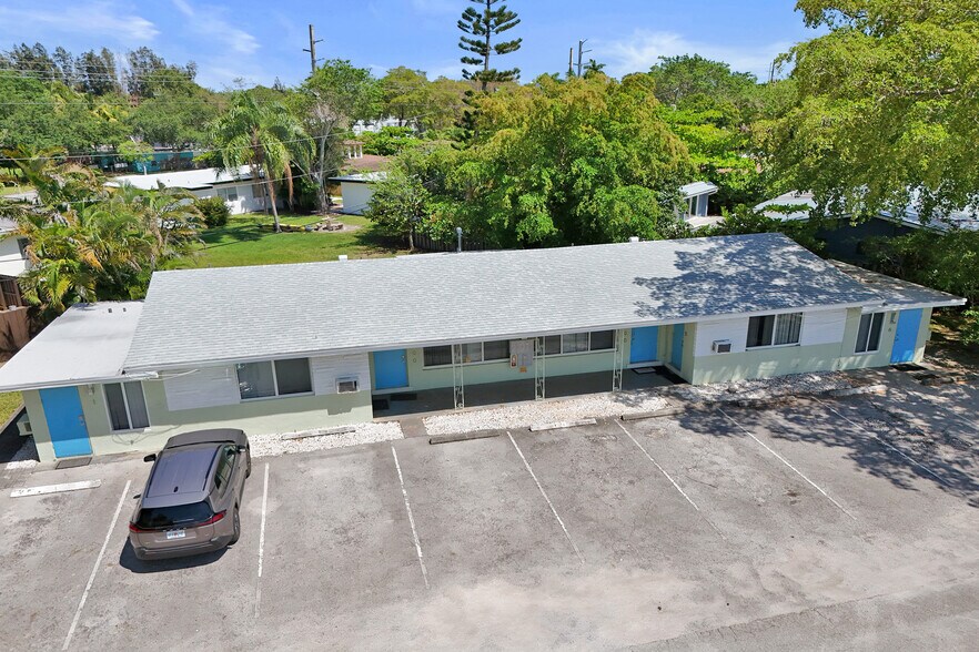 More Photos Of 1100 NE 18th Ct, Fort Lauderdale Apartments For Sale
