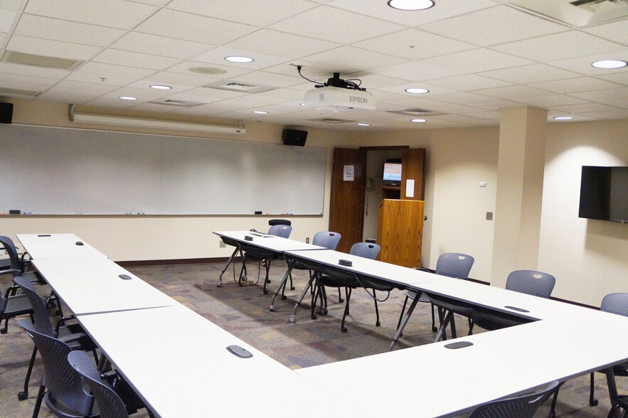 More Photos Of 1040 O St, Lincoln Office For Sale