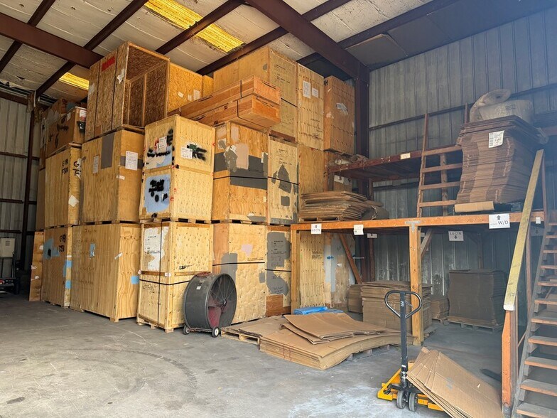 More Photos Of 1009 W Hill Ave, Valdosta Warehouse For Sale