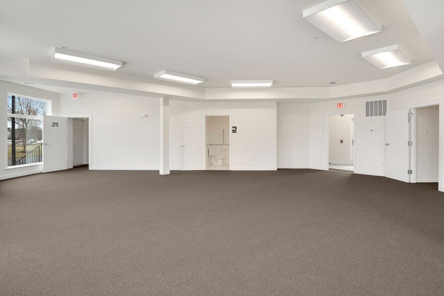 More Photos Of 3546 Worthington Blvd, Frederick Storefront Retail Office For Lease