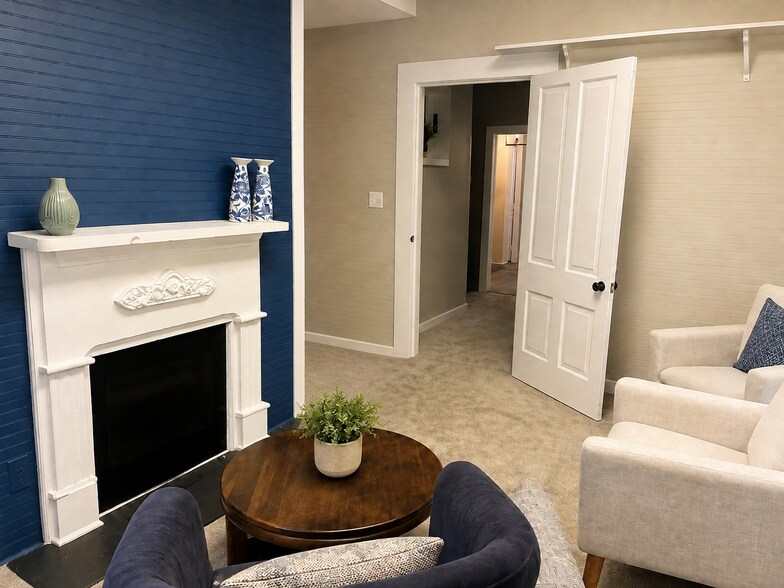 More Photos Of 80 Church St, Winder Office For Sale