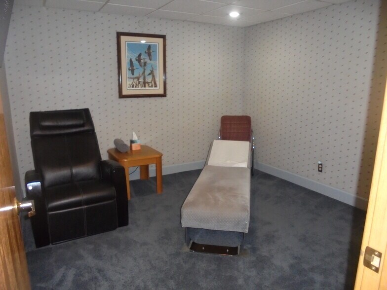 More Photos Of 320 E Hobsonway, Blythe Healthcare For Sale