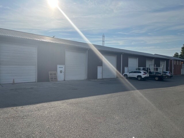 More Photos Of 100 W Main St, Bound Brook Warehouse For Lease