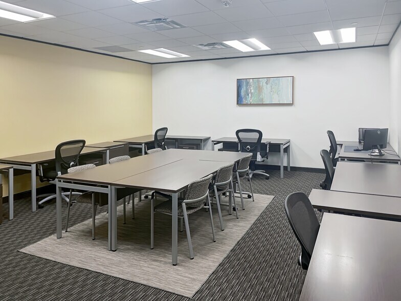 More Photos Of 6500 River Place Blvd, Austin Coworking Space