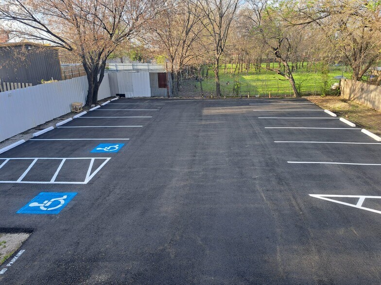 More Photos Of 8127 Stonehurst St, Dallas Apartments For Sale