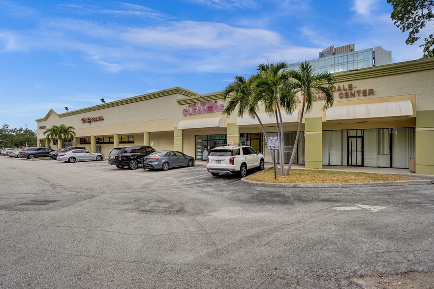 More Photos Of 6602-6606 N Federal Hwy, Fort Lauderdale Unknown For Lease