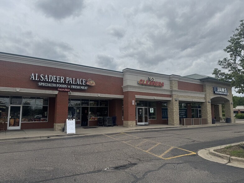 More Photos Of 45617-45721 Hayes Rd, Shelby Township Unknown For Lease