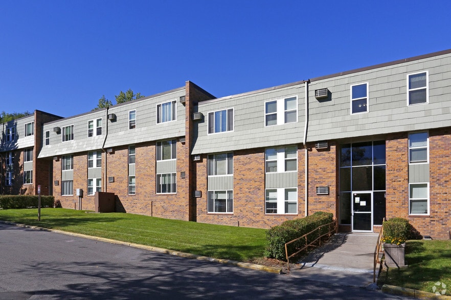 Primary Photo Of 2236 Lower Afton Rd, Saint Paul Apartments For Sale