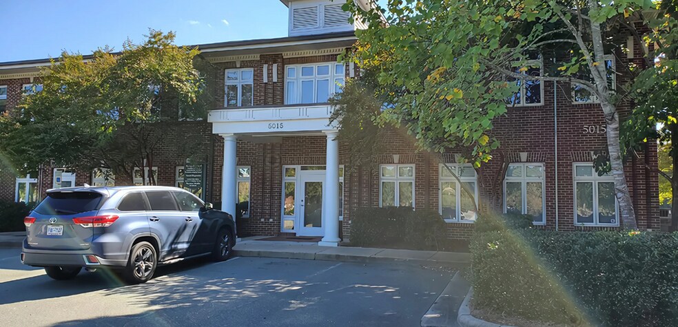 More Photos Of 5015 Southpark Dr, Durham Medical For Lease