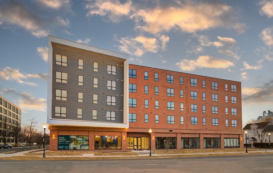 More Photos Of 222 Canal St, New Haven Apartments For Lease