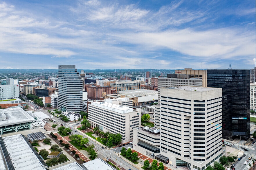 More Photos Of 100 S Charles St, Baltimore Office For Lease