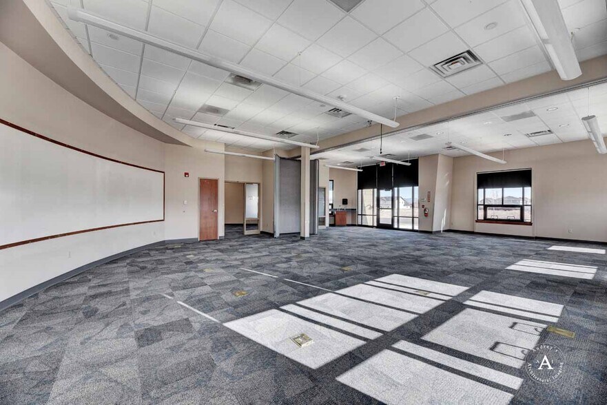 More Photos Of 754 River Rock Dr, Helena Office For Lease