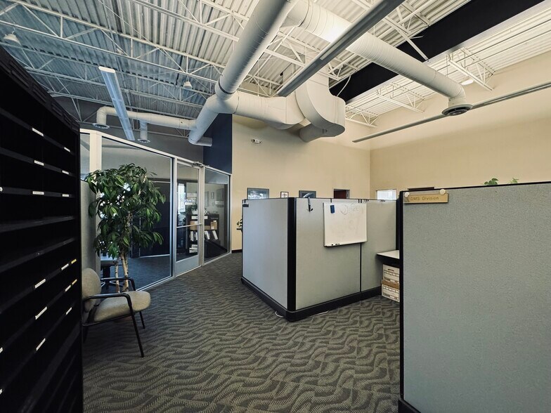 More Photos Of 4775 Campus Dr, Kalamazoo Office For Sale