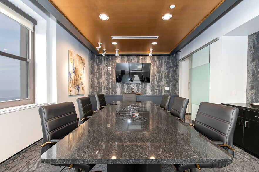 More Photos Of 50 Public Sq, Cleveland Office For Lease