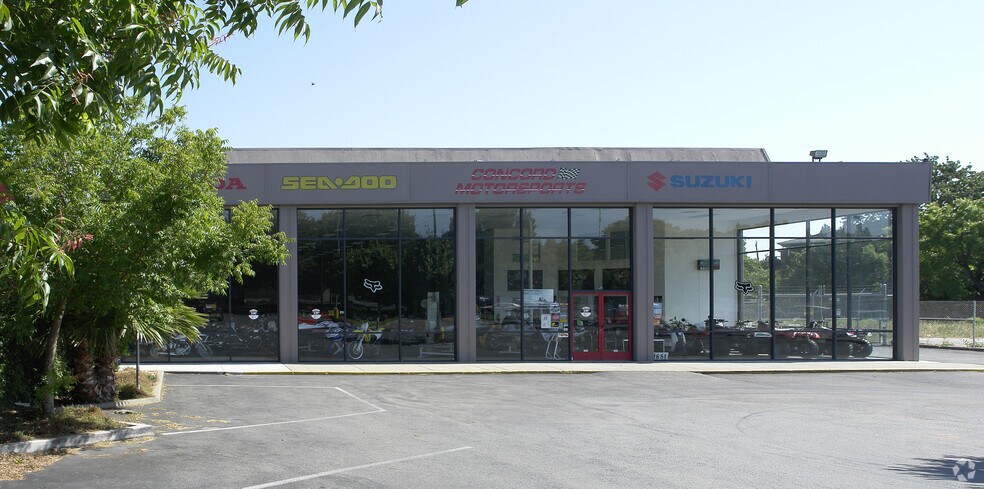More Photos Of 1651 Concord Ave, Concord Auto Dealership For Sale