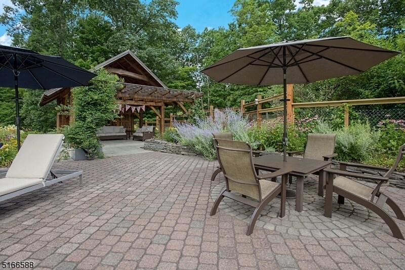 More Photos Of 25 Stillwater Rd, Newton Specialty For Sale