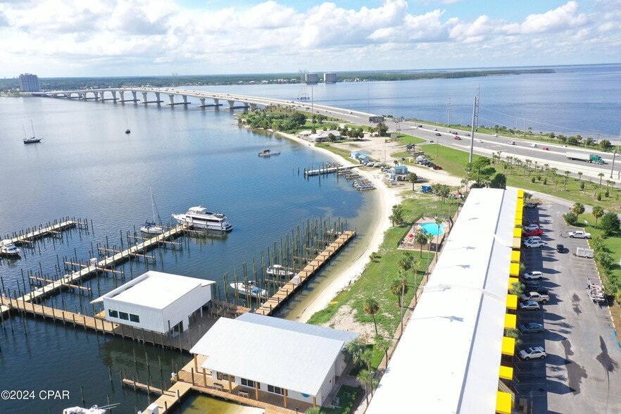 Primary Photo Of 5300 Highway 98 Hwy, Panama City Restaurant For Lease