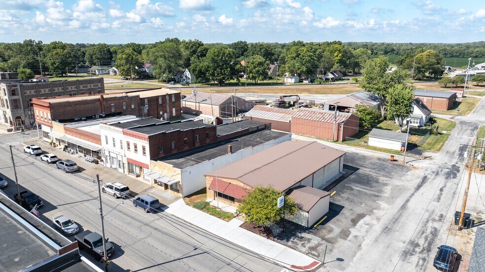 More Photos Of 219 N Main St, Marissa Specialty For Sale