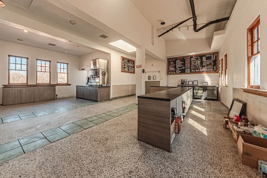 More Photos Of 516 E Elm St, Trinidad Restaurant For Sale