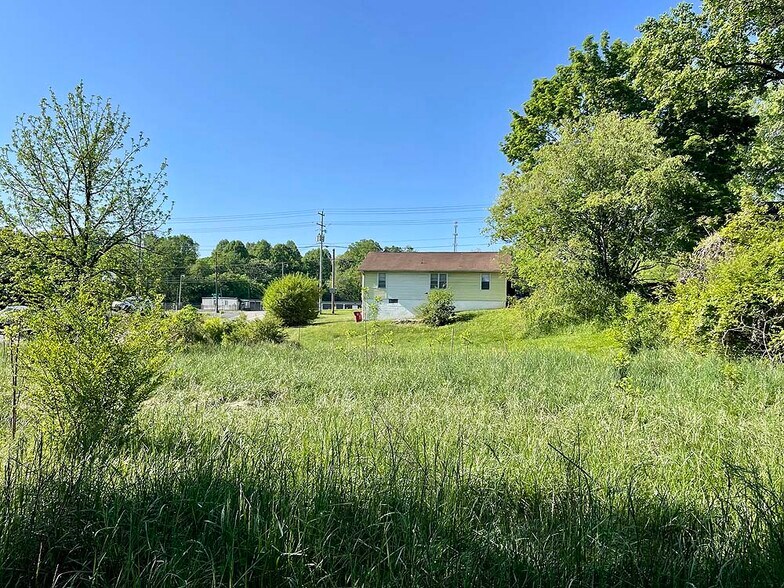 More Photos Of 3400 W Market St, Johnson City Land For Sale