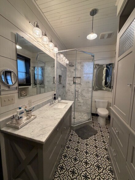 More Photos Of 770 Lemay Ferry Rd, Saint Louis Manufacturing For Sale