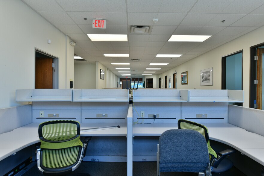 More Photos Of 19210 S Vermont Ave, Gardena Loft Creative Space For Sale