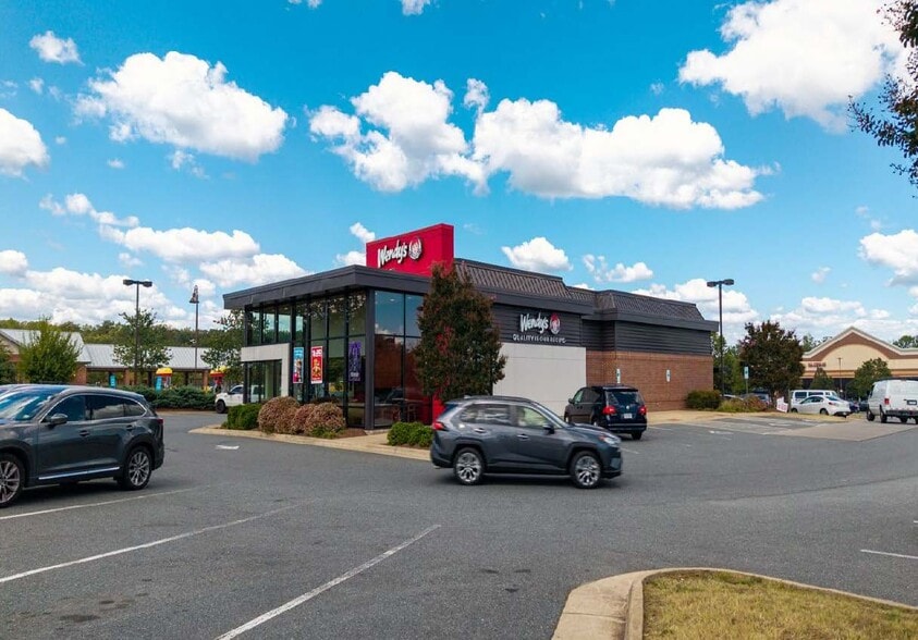 Primary Photo Of 5801 Plank Rd, Fredericksburg Fast Food For Sale