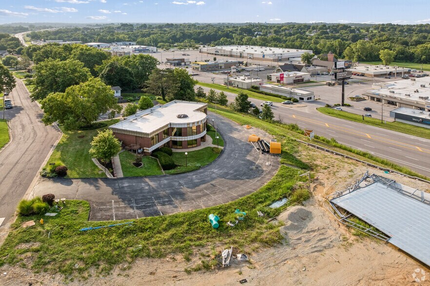 More Photos Of 1080 Caroline Dr, Washington Medical For Sale