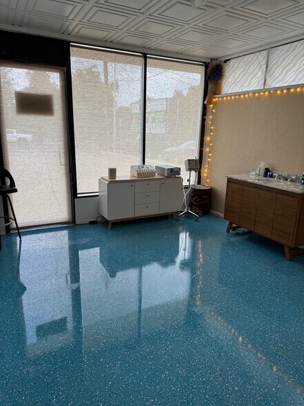 More Photos Of 1895 Youngfield St, Golden Office For Lease