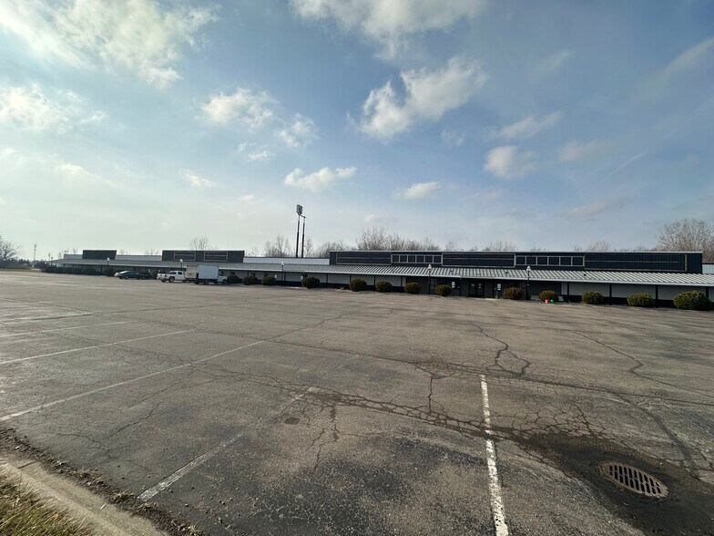 More Photos Of 4330 W Mount Morris Rd, Mount Morris General Retail For Sale