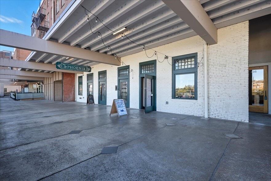 More Photos Of 418 S Gay St, Knoxville Office Residential For Lease