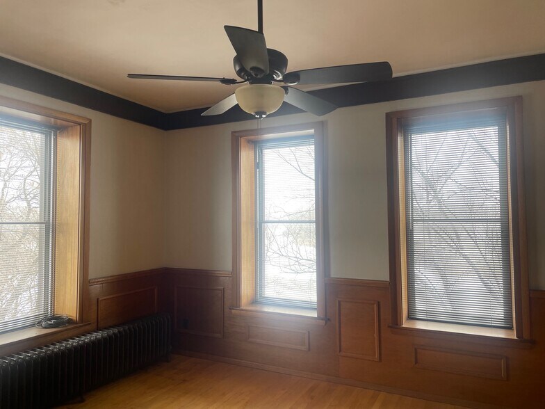 More Photos Of 628 Columbus St, Ottawa Loft Creative Space For Sale