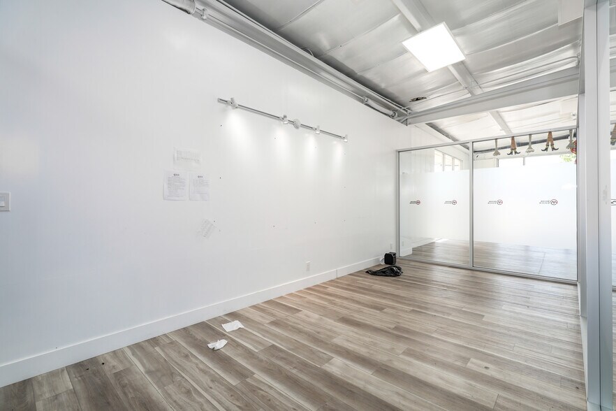 More Photos Of 953 W El Camino Real, Sunnyvale Auto Dealership For Lease