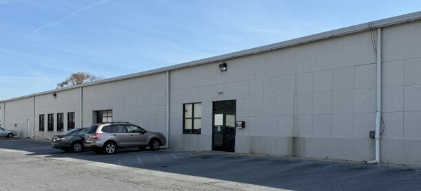 Primary Photo Of 220 N Park Rd, Wyomissing Office For Lease