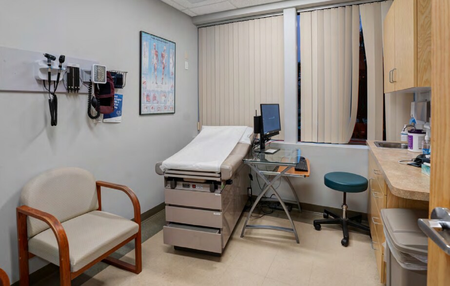 More Photos Of 790 Boston Rd, Billerica Medical For Lease