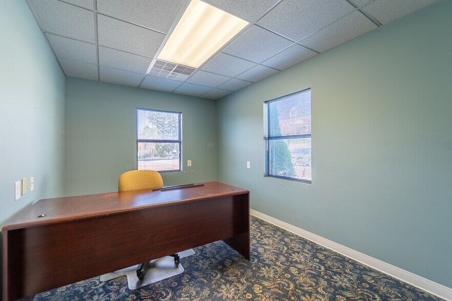 More Photos Of 189 E Palmer St, Franklin Office For Sale