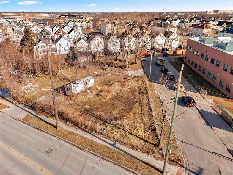 More Photos Of 8312 Conant, Hamtramck Land For Sale