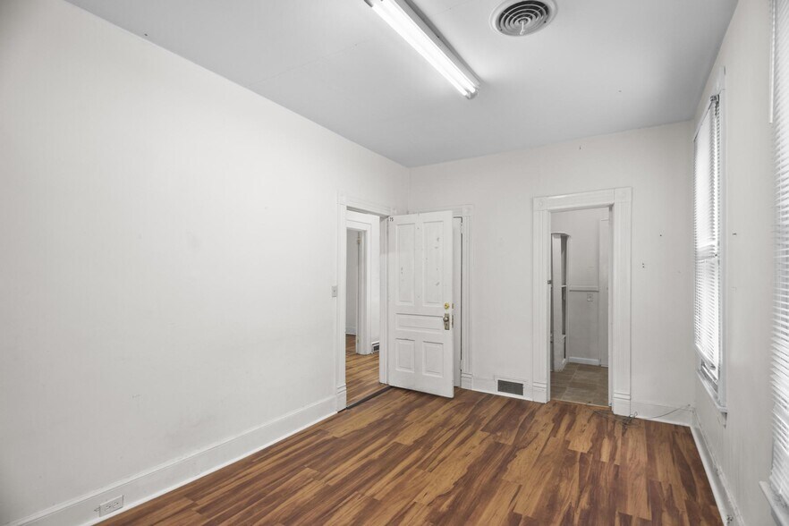 More Photos Of 105 Lancaster St SW, Aiken Loft Creative Space For Lease