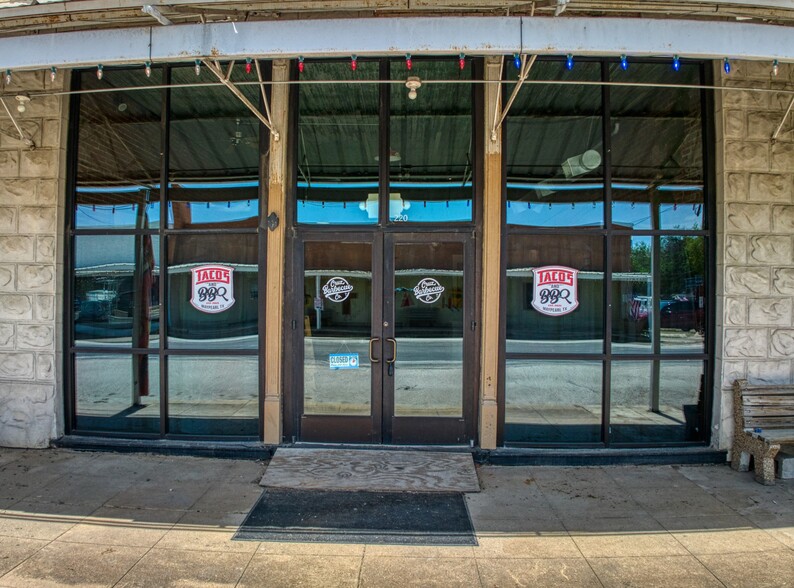 Primary Photo Of 220 Main st, Maypearl General Retail For Lease