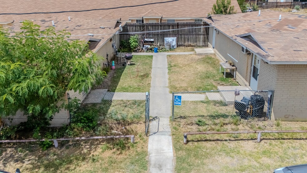 More Photos Of 3458 Del Rio Blvd, Eagle Pass Apartments For Sale