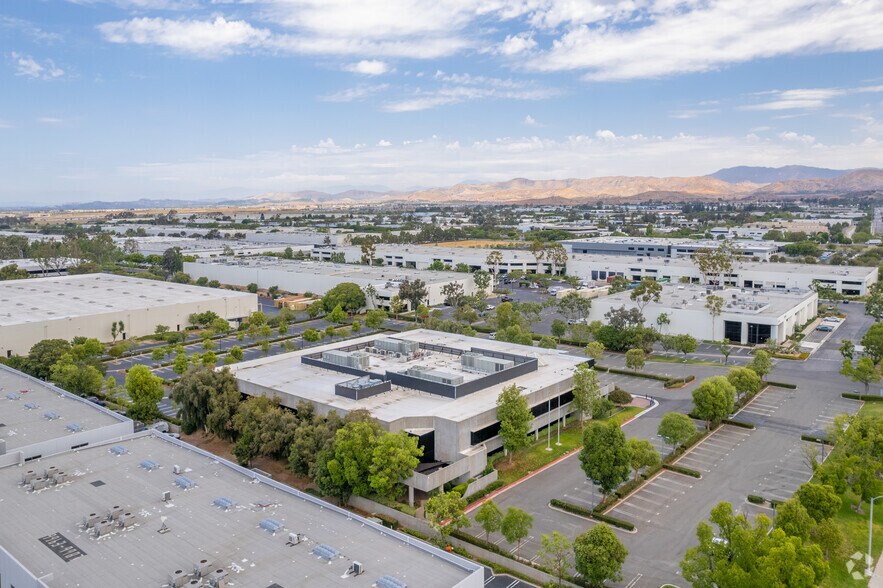 More Photos Of 15253 Bake Pky, Irvine Loft Creative Space For Lease