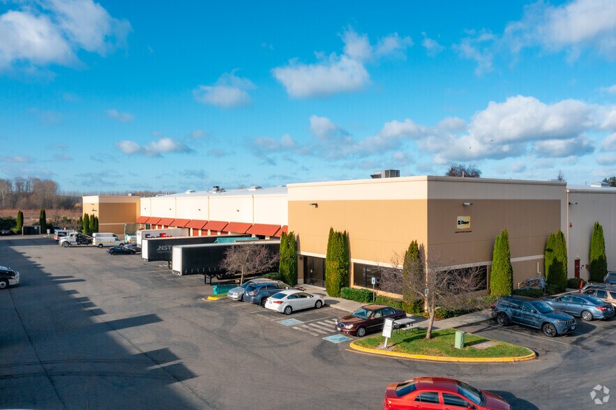 More Photos Of 938 Valley Ave NW, Puyallup Warehouse For Lease